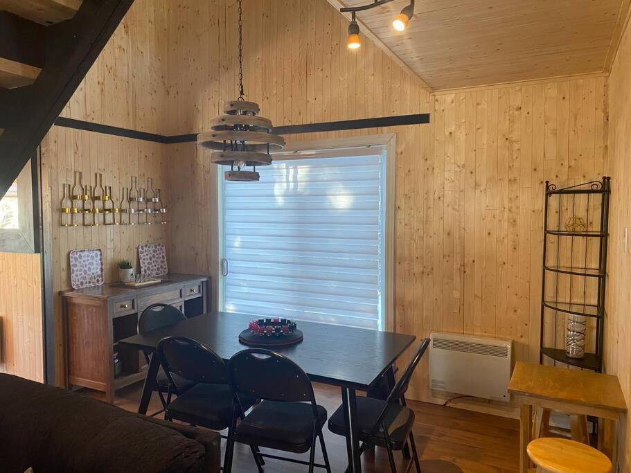 Le Jazz- Chalet Rustique/Chic Avec Spa Notre-Dame-Des-Bois Extérieur photo